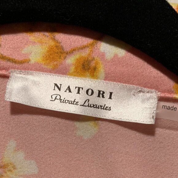 Natori~ NWT!!~ (Retail: 140) Luxurious Pajamas - Picture 2 of 15